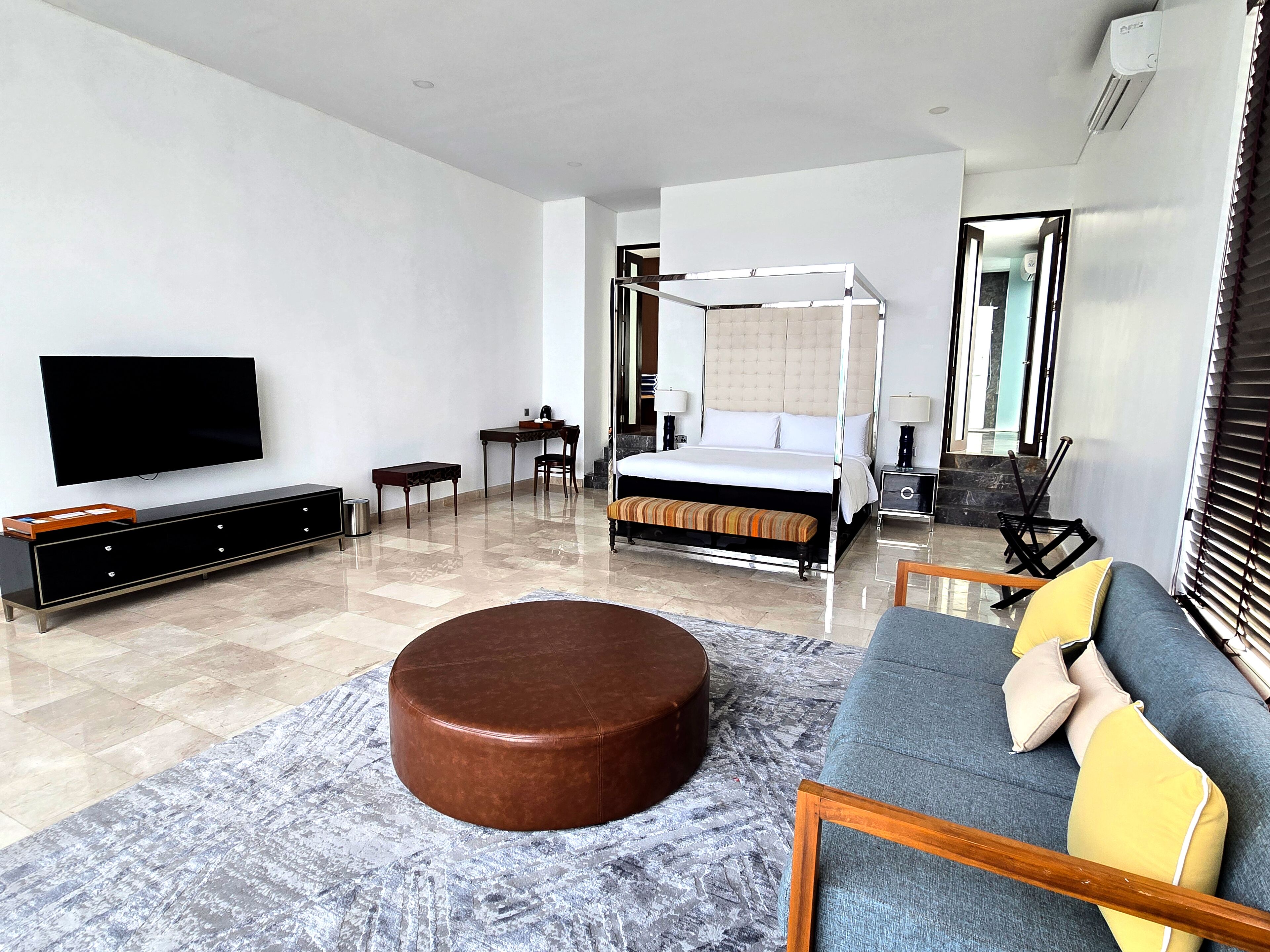 Ropa de cama de alta calidad, cubrecamas y colchones con pillow-top 