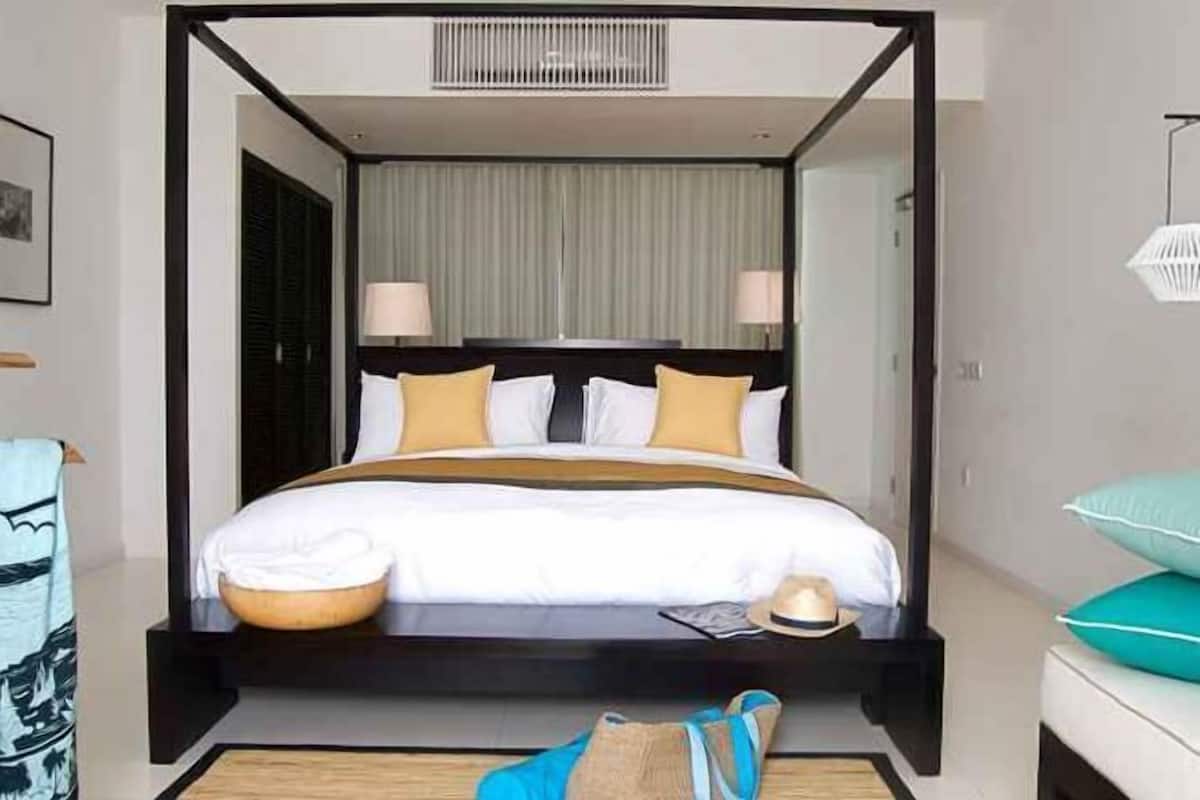 2 bedrooms, premium bedding, down duvets, pillow-top beds