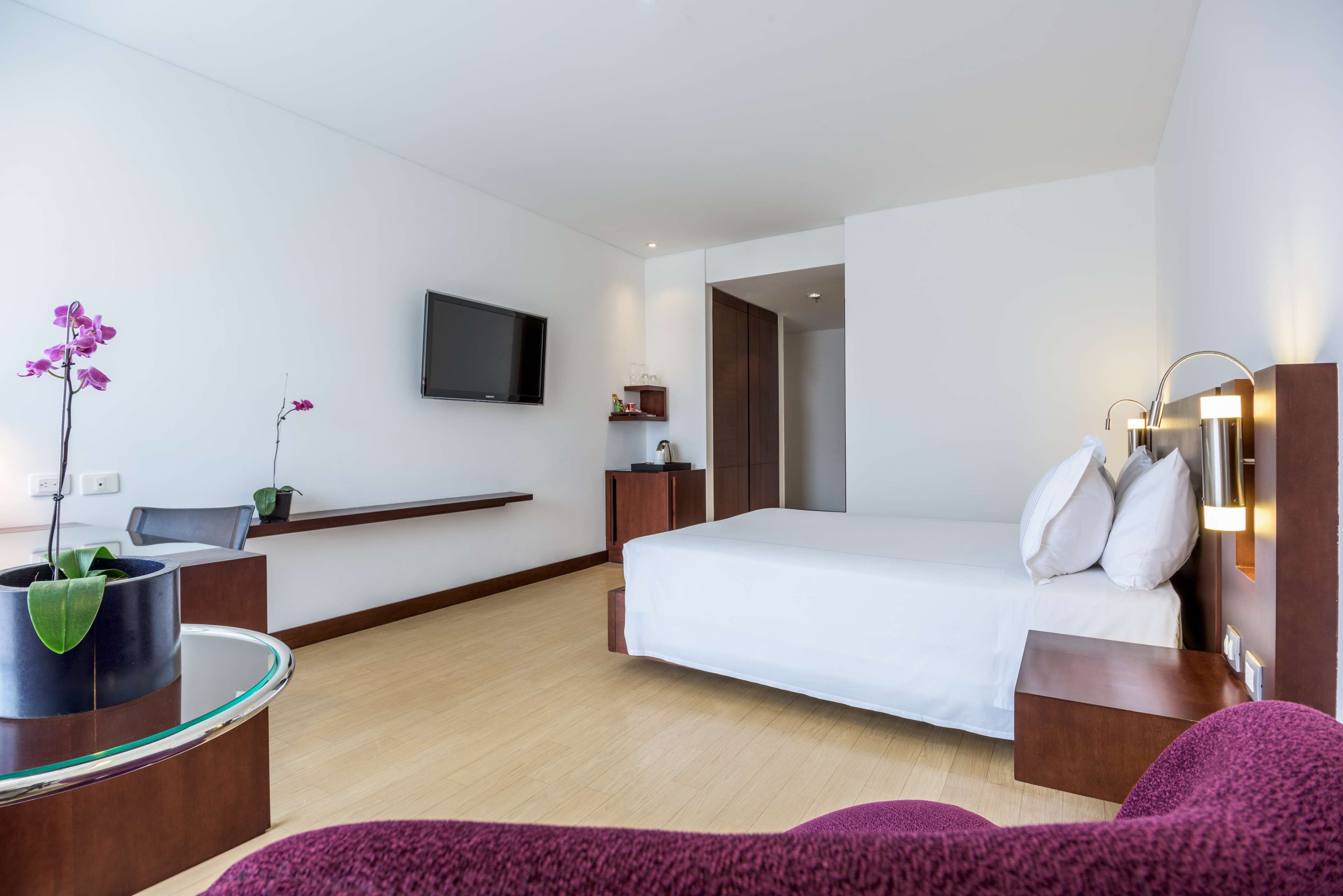 minibar, in-room safe, desk, soundproofing