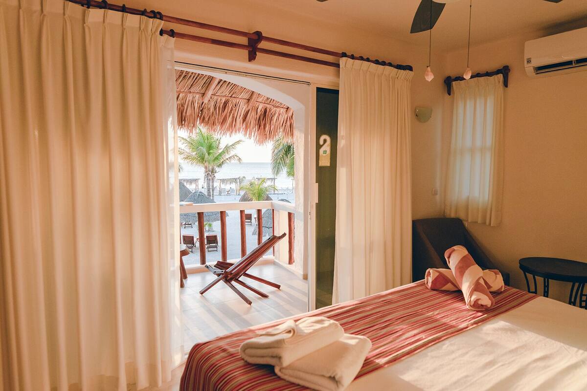 deluxe vista mar | beach/ocean view