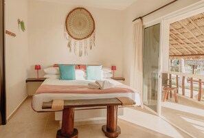 Beach Front View | Minibar, in-room safe, individually decorated, individually furnished - Hotel Puerto Holbox Beach Front (Isla Holbox)