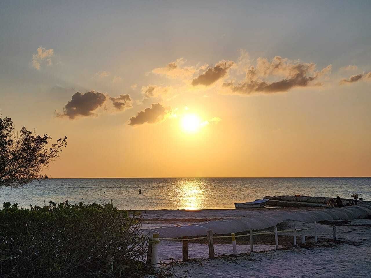 private beach, beach towels