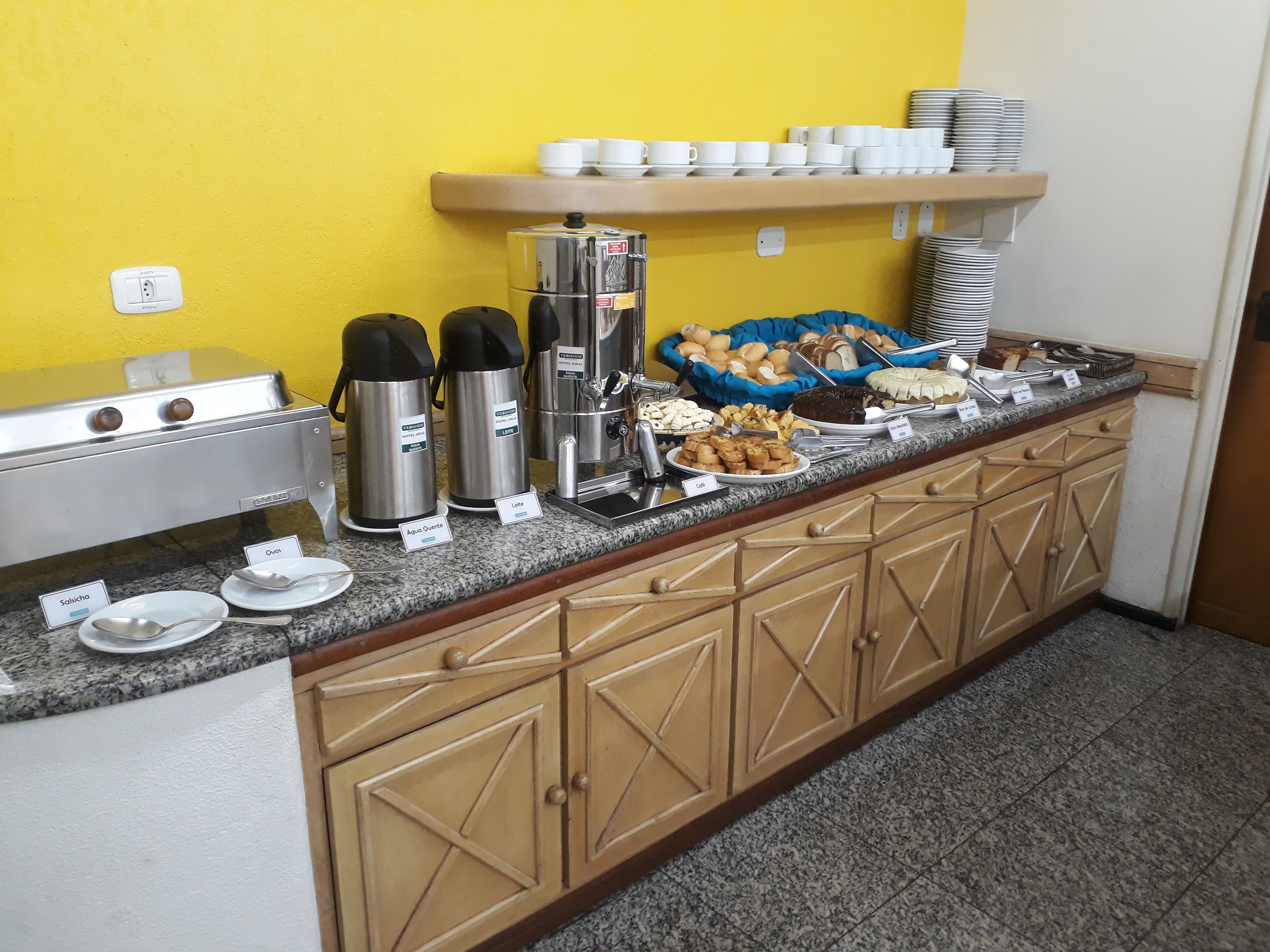 Tägliches inbegriffenes Frühstücksbuffet