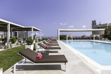 Indoor pool, outdoor pool, sun loungers