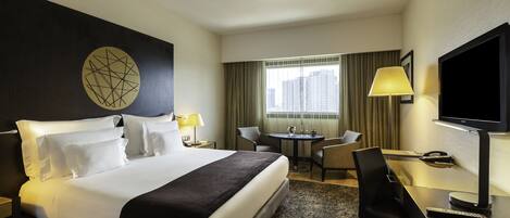 Habitación con 1 cama matrimonial o 2 individuales | 1 habitación, ropa de cama hipoalergénica y minibar