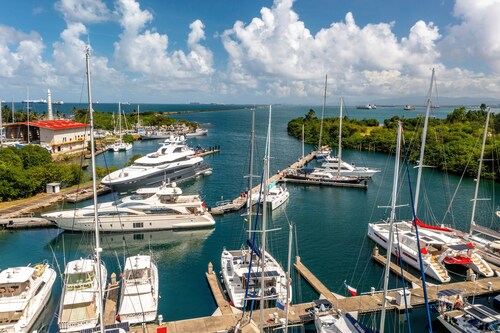 Marina Hotel at Shelter Bay