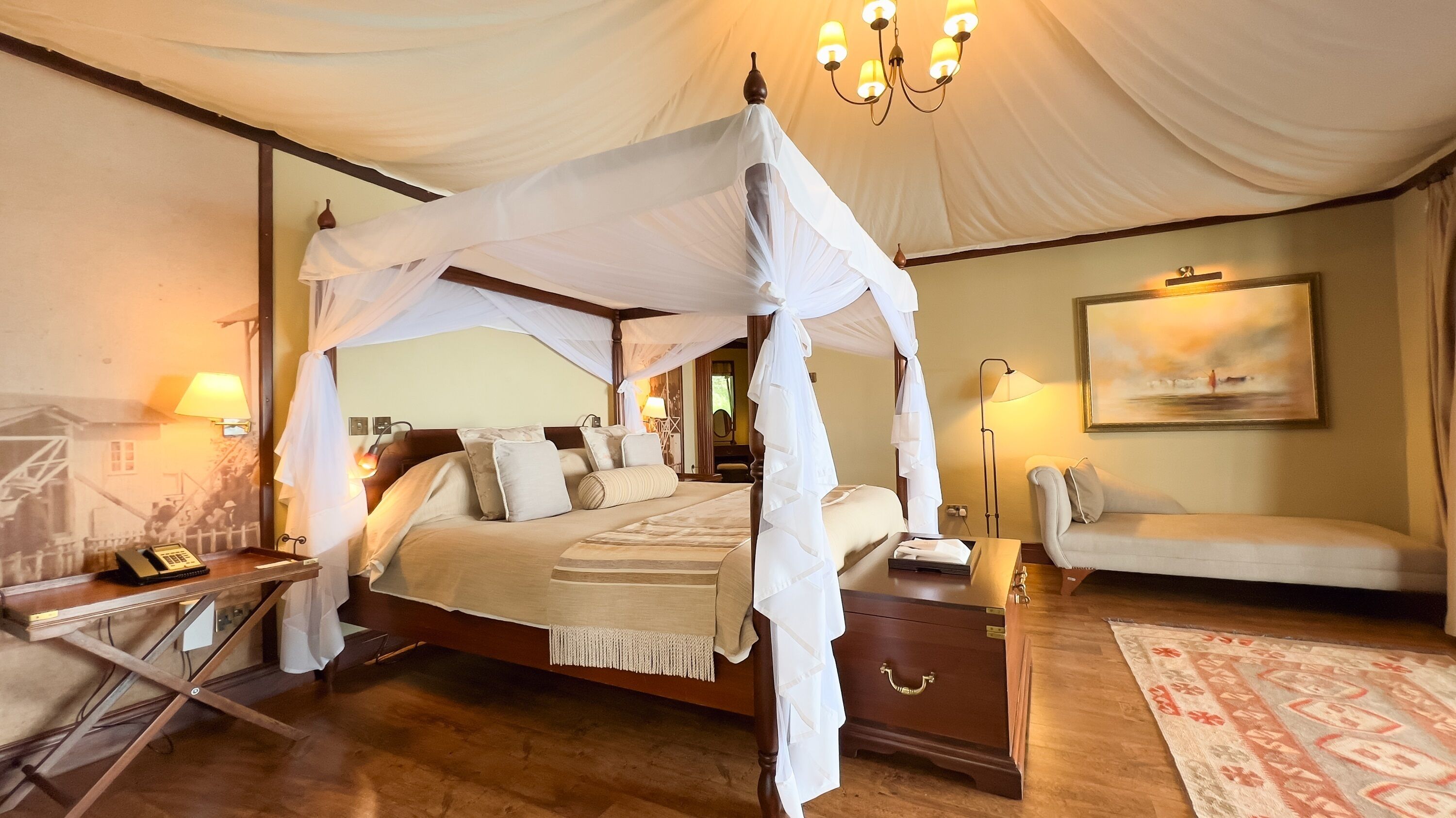 In-room safe, desk, free WiFi, bed sheets