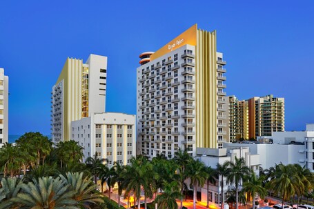 Royal Palm South Beach Miami, a Tribute Portfolio Resort - Image 22