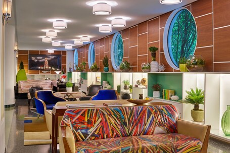 Royal Palm South Beach Miami, a Tribute Portfolio Resort - Image 32