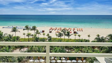 ๋๋ญ์ค๋ฃธ, ํน์ฌ์ด์ฆ์นจ๋ 1๊ฐ, ๋ฐ์ฝ๋, ๋ฐ๋ท๊ฐ | ๊ฐ์ค ๋ด ๊ธ๊ณ , ์ฑ
์, ์๋ง ์ปคํผ, ๋ค๋ฆฌ๋ฏธ/๋ค๋ฆฌ๋ฏธํ