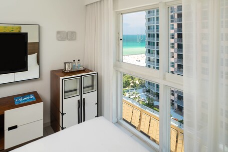 Royal Palm South Beach Miami, a Tribute Portfolio Resort - Image 46