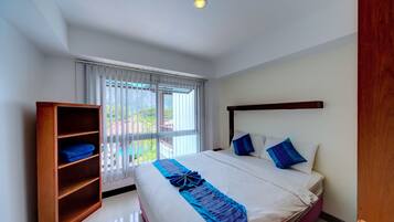 1 slaapkamer, een kluis op de kamer, een bureau, gratis wifi