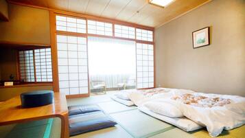 Desk, blackout drapes, iron/ironing board, free WiFi