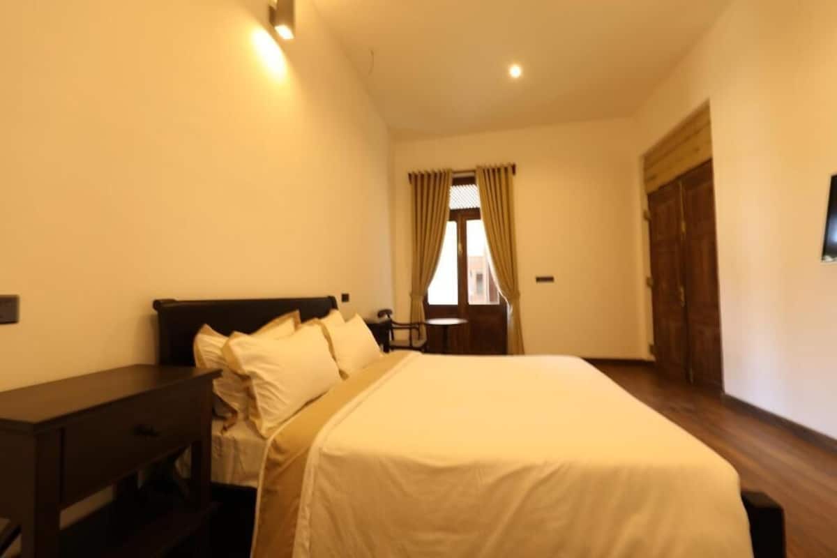 Super Deluxe with Lobby View | Minibar, brankas, meja kerja, dan Wi-Fi gratis
