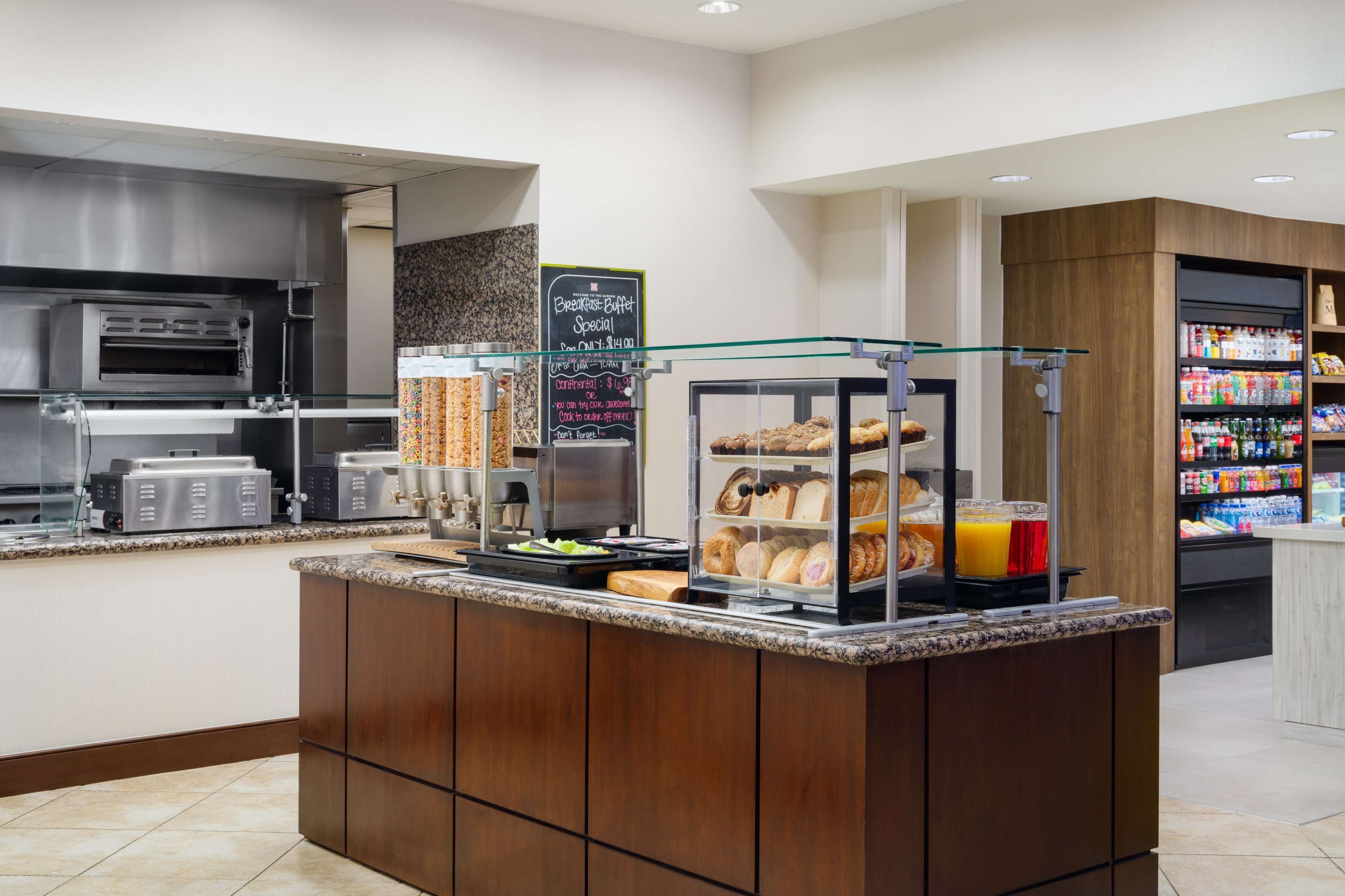 daily cooked-to-order breakfast for a fee