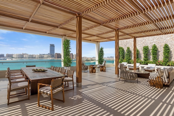 Grand-Suite, 1 Doppelbett (Penthouse - Executive) | Terrasse/Patio