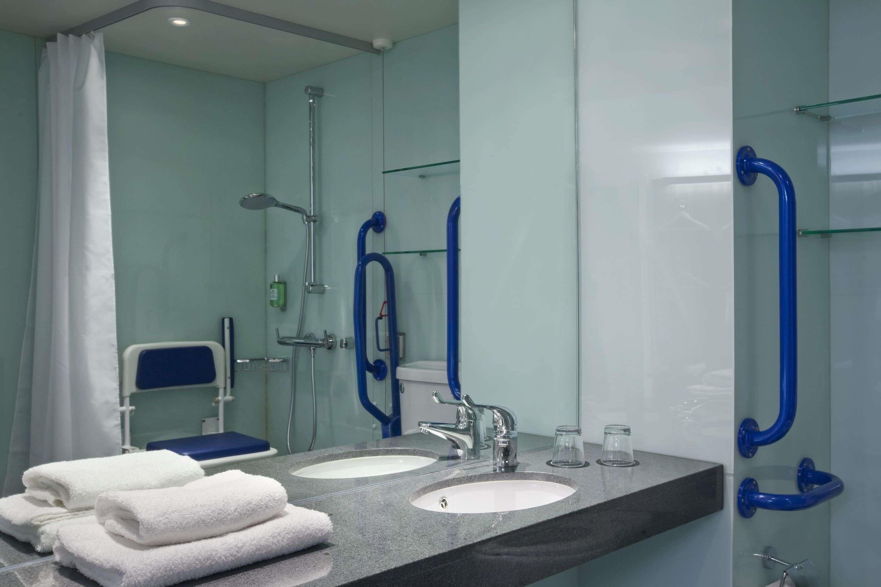 Photo - Ramada Encore Newcastle-Gateshead