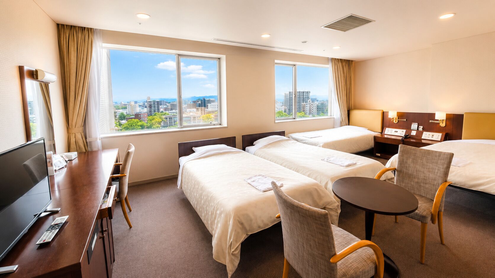 Free WiFi, bed sheets