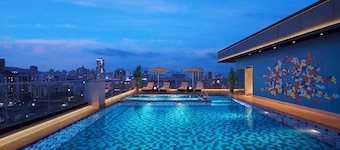 Vivanta Thane LBS Road