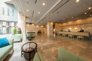 Interior entrance - Hotel Mielparque Sendai (Sendai)