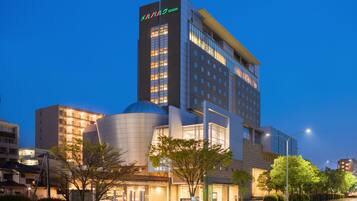 Front of property – evening/night