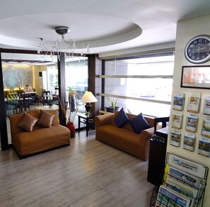 Lobby - Fersal Hotel Neptune Makati (Makati)