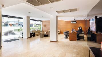 Zona de estar del vestíbulo