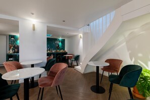 Frokostbuffé hver dag (EUR 15 per person)