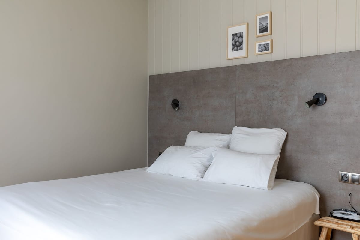 Hochwertige Bettwaren, Betten mit Memory-Foam-Matratzen