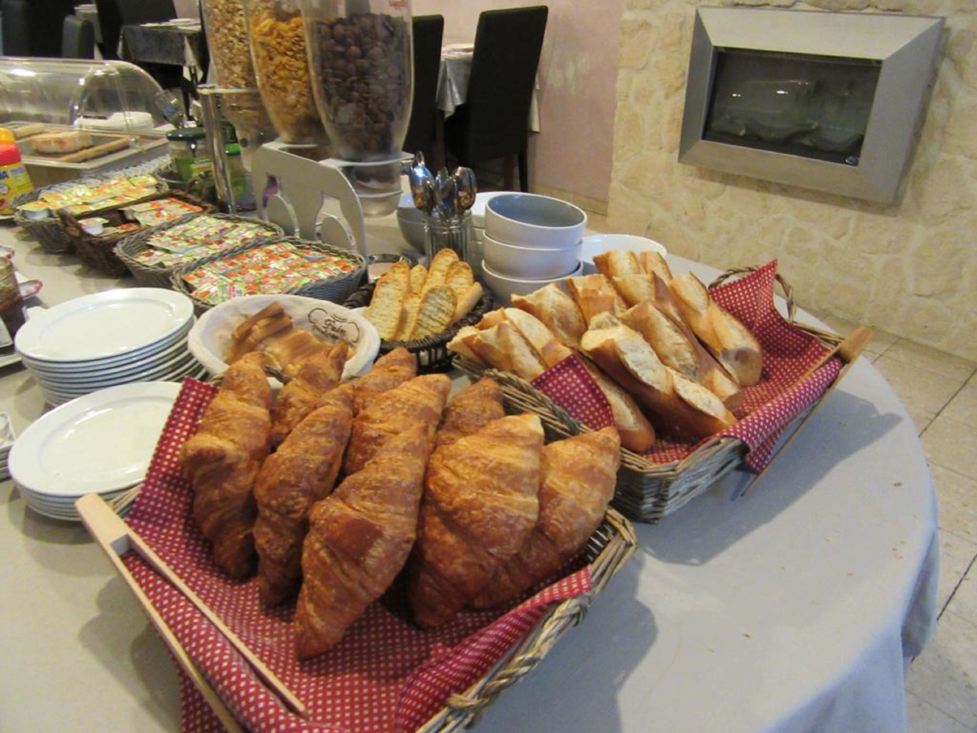 Esmorzar diari continental (11 EUR per persona) 