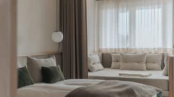 Kamar Klasik | Didekorasi berbeda-beda dan dilengkapi dengan perabotan berbeda-beda