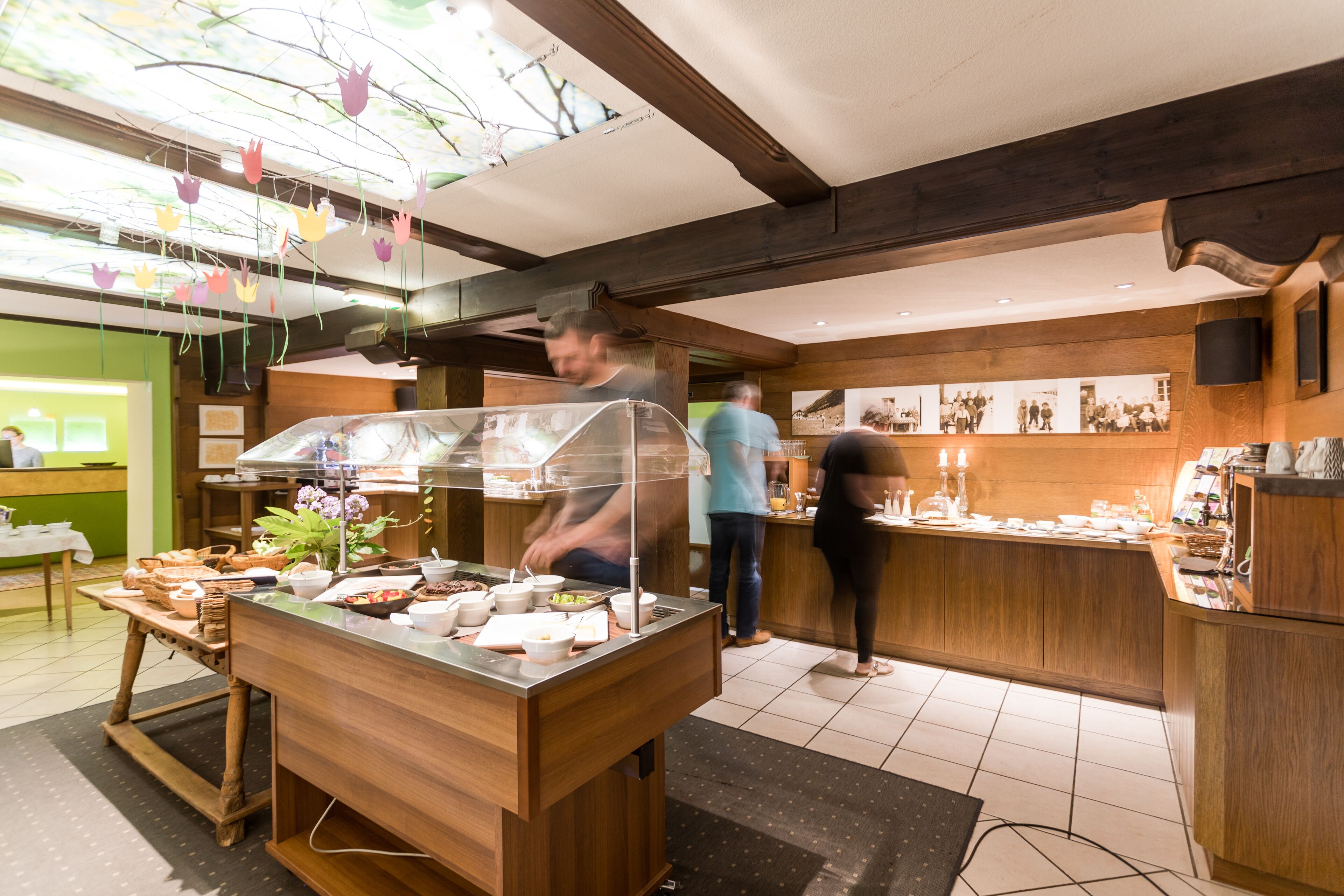 Café da manhã e jantar