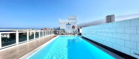 Free cribs/infant beds, free WiFi, bed sheets