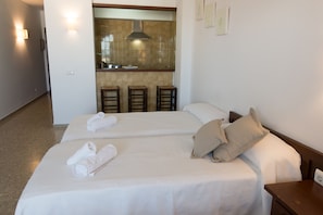 Studio (1-3 pax) | In-room safe, blackout drapes, iron/ironing board, free WiFi