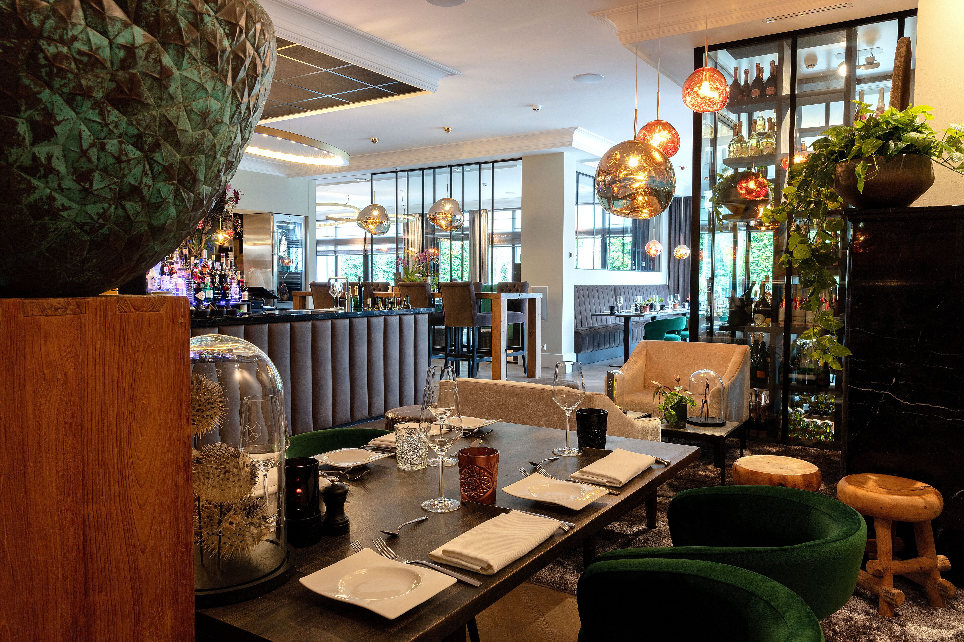 breakfast, lunch, dinner served; international cuisine, garden views