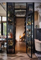 供应早餐、午餐和晚餐，国际美食，花园景观