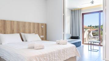 1 bedroom, in-room safe, desk, laptop workspace