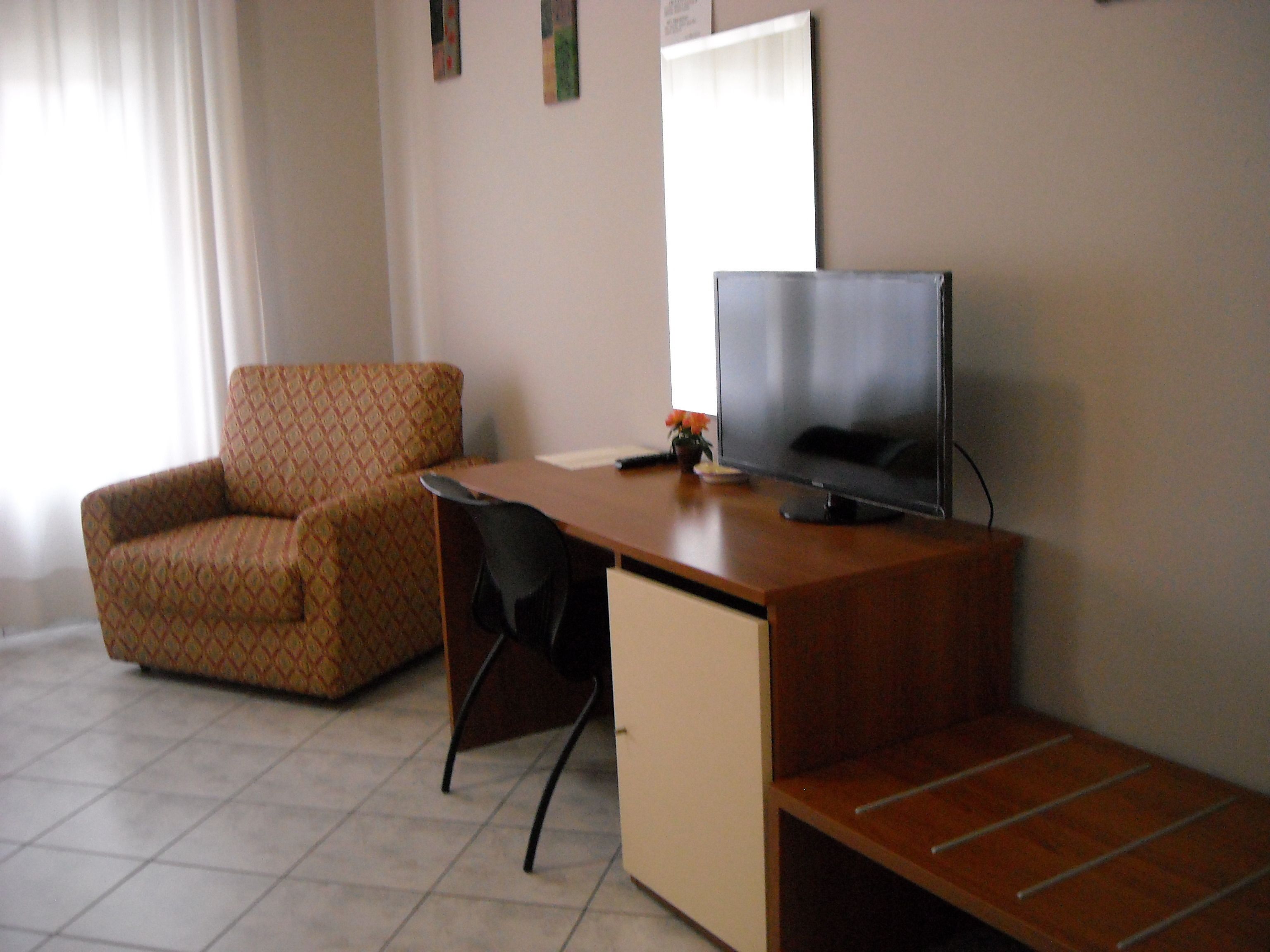 triple room | frette italian sheets, select comfort beds, in-room safe