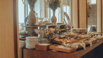 Desayuno bufé gratuito y diario