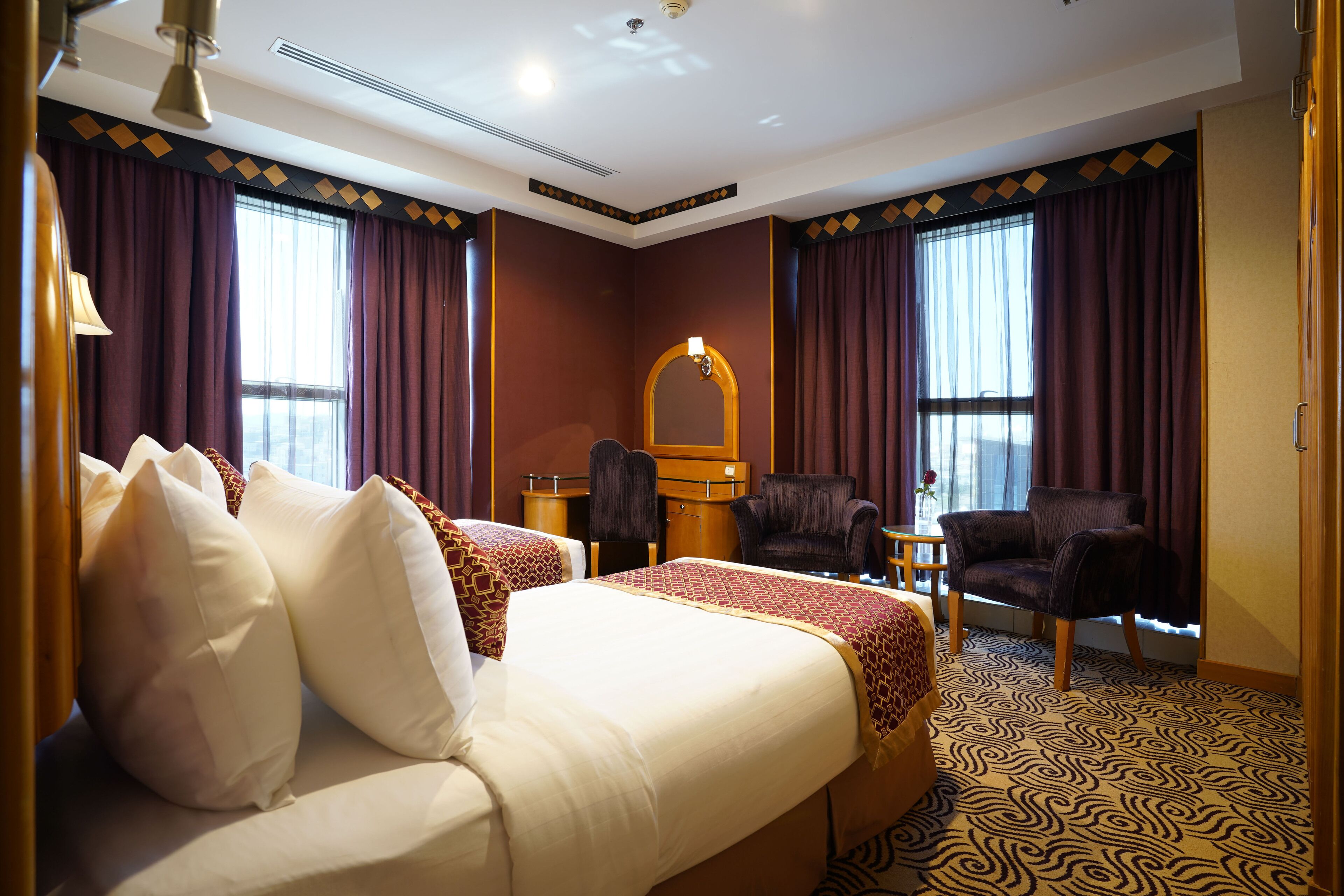Photo - Awaliv International Hotel