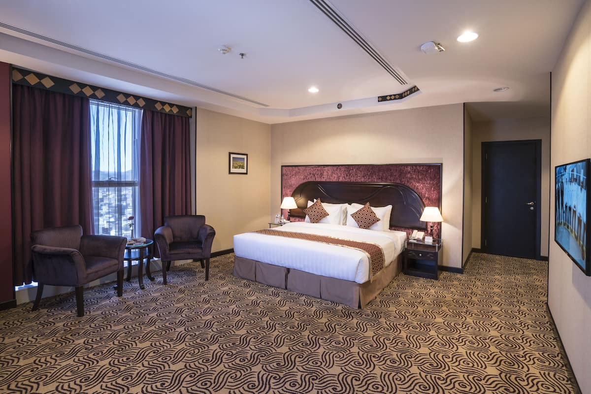 Cubrecamas, colchones Select Comfort y minibar con artículos gratuitos
