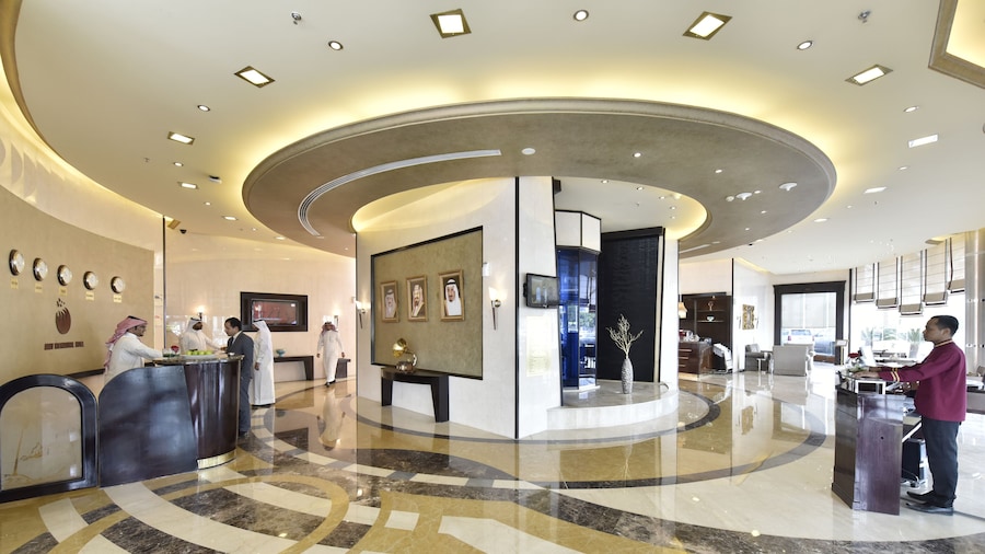 Awaliv International Hotel