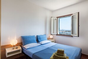 Apartment, 1 Bedroom, Annex Building