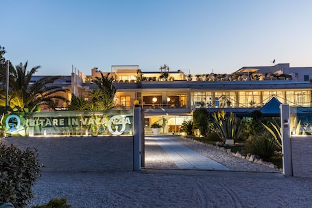Front of property – evening/night. Abitare in Vacanza