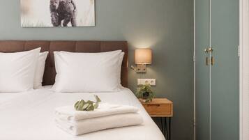 Standard Double Room, 1 Bedroom | Premium bedding, pillow-top beds, in-room safe, individually furnished
