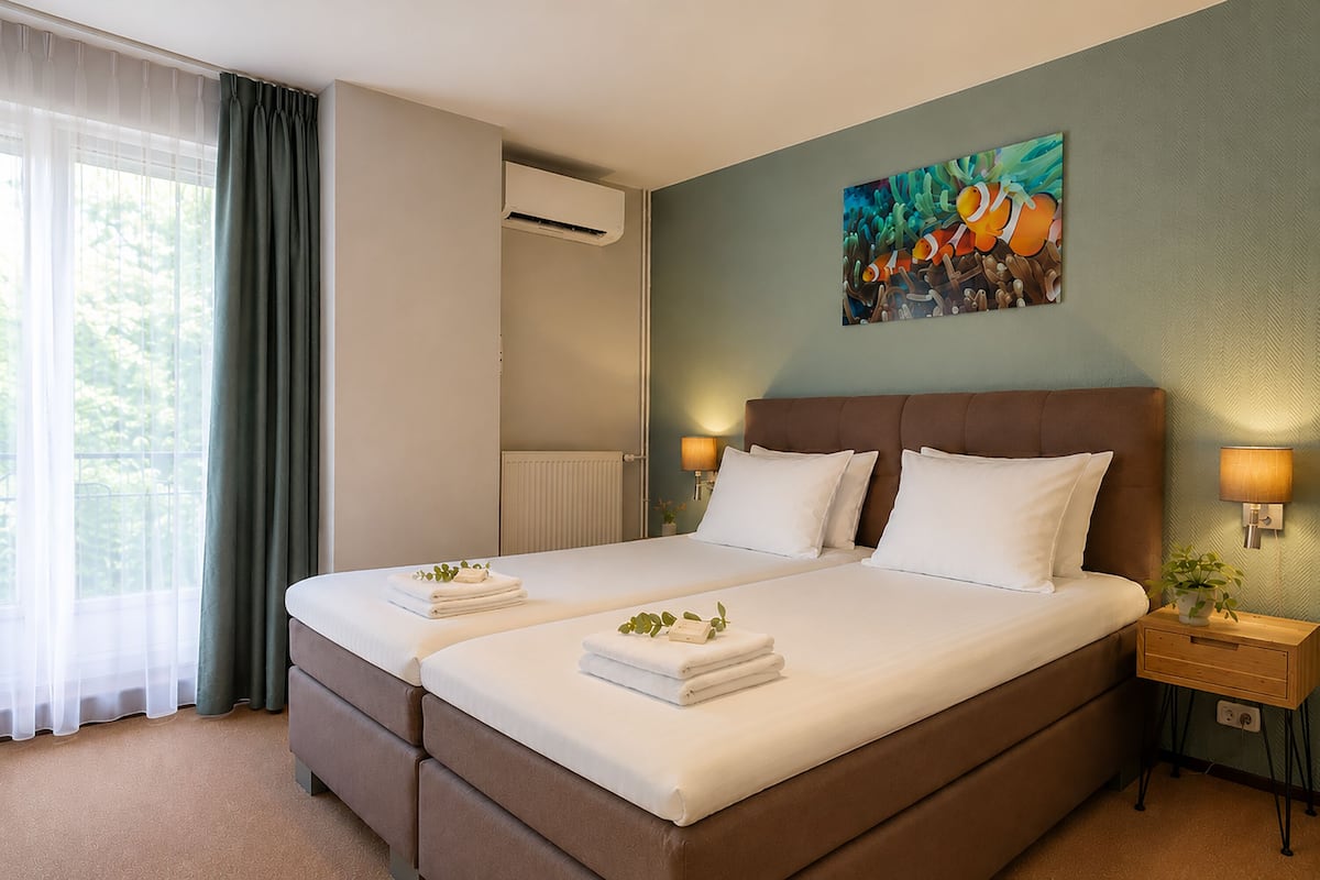 Standard Double Room, 1 Bedroom | Premium bedding, pillowtop beds, in-room safe, desk