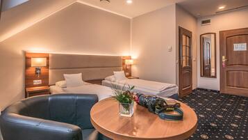 Standard Double Room | Minibar, in-room safe, desk, blackout curtains