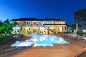 Property grounds - Artemis Room (Zakynthos)