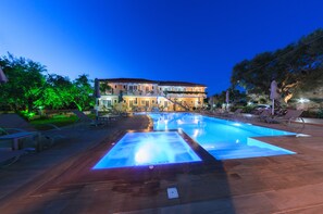 室外 SPA 浴缸