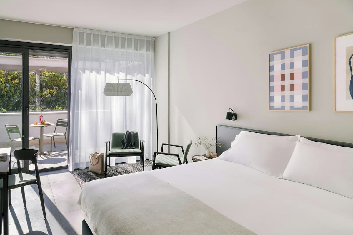 1 chambre, espace de travail pour ordinateur portable